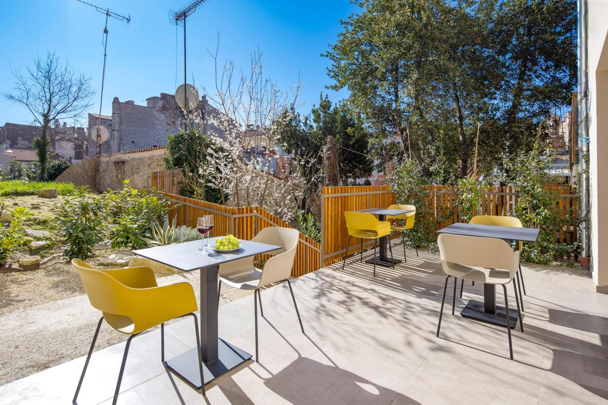 Pula Residence Rooms And Apartments Old City Center Εξωτερικό φωτογραφία