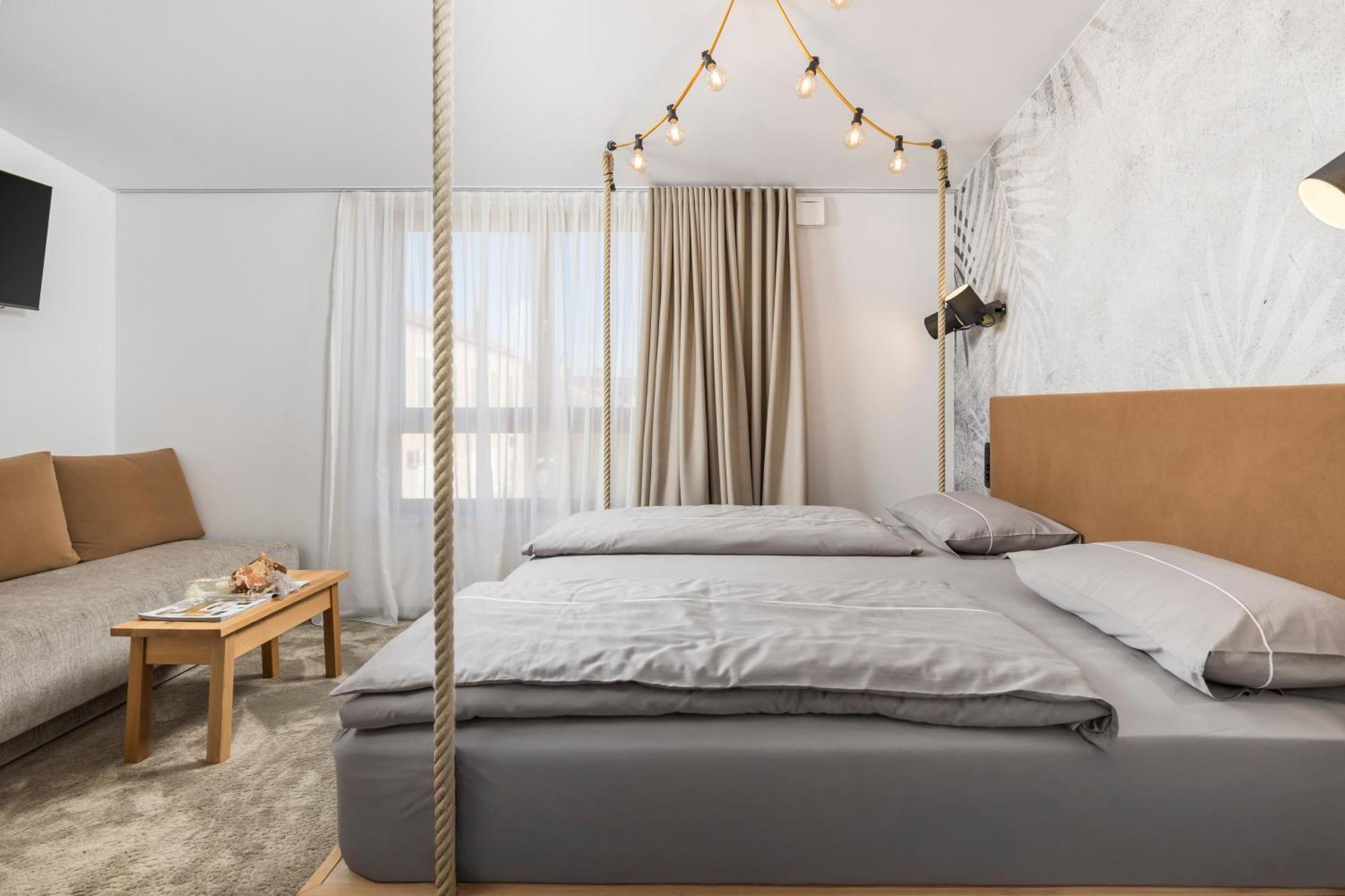 Pula Residence Rooms And Apartments Old City Center Εξωτερικό φωτογραφία