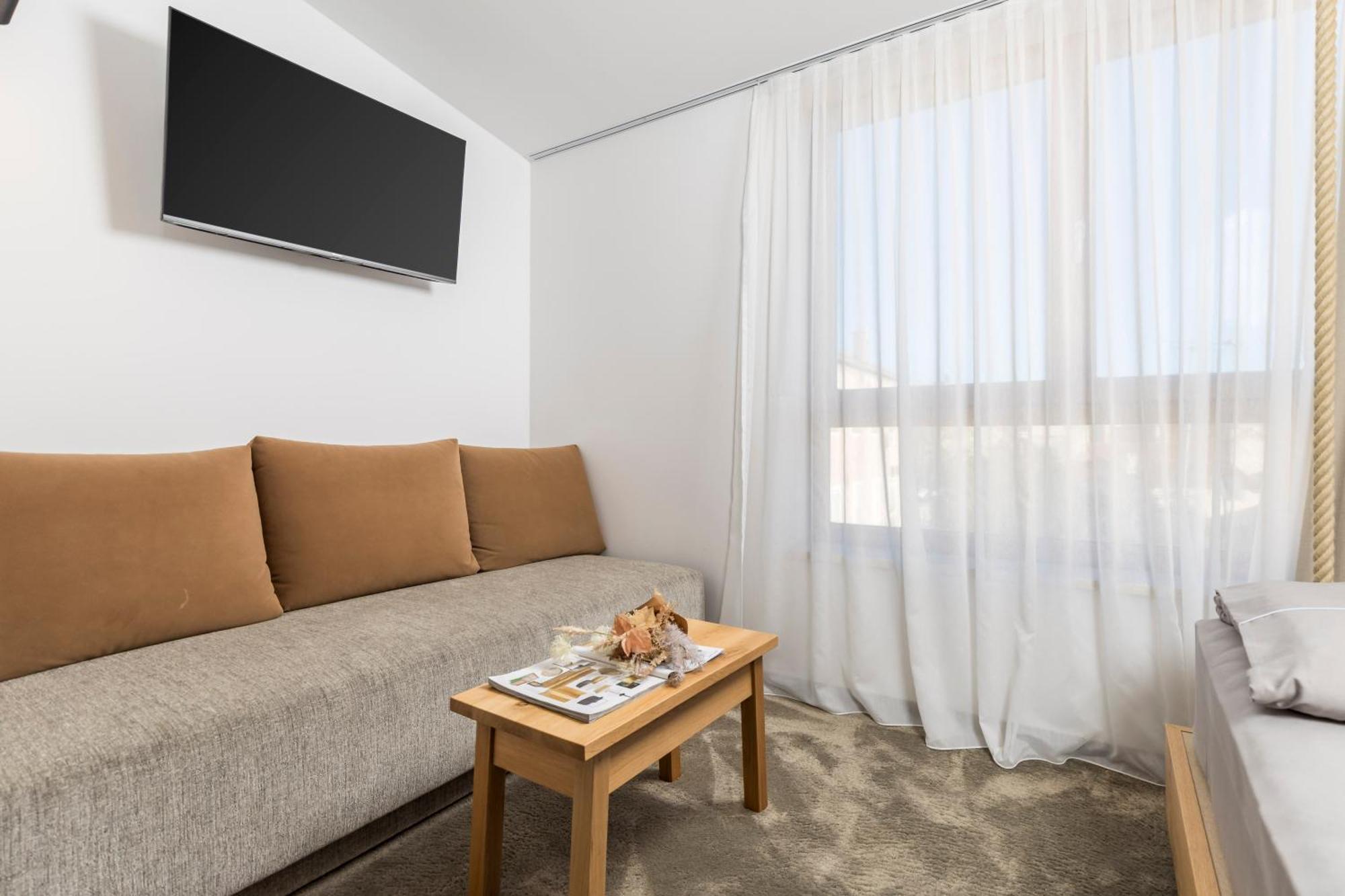 Pula Residence Rooms And Apartments Old City Center Εξωτερικό φωτογραφία